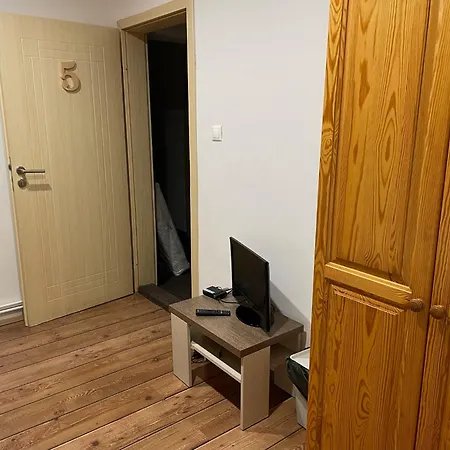 Penzión pre hostí Crystal Nova Lesna