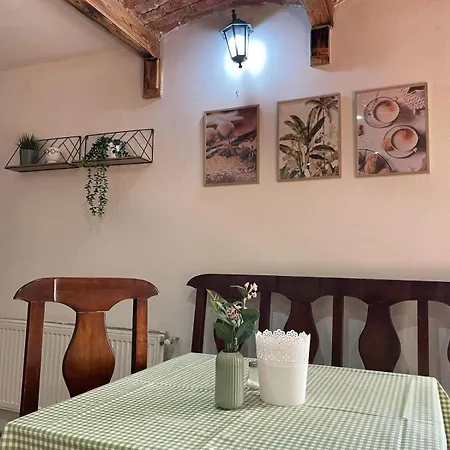 Penzión pre hostí Crystal 3*