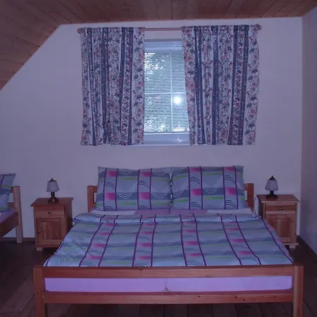 Penzión pre hostí Crystal